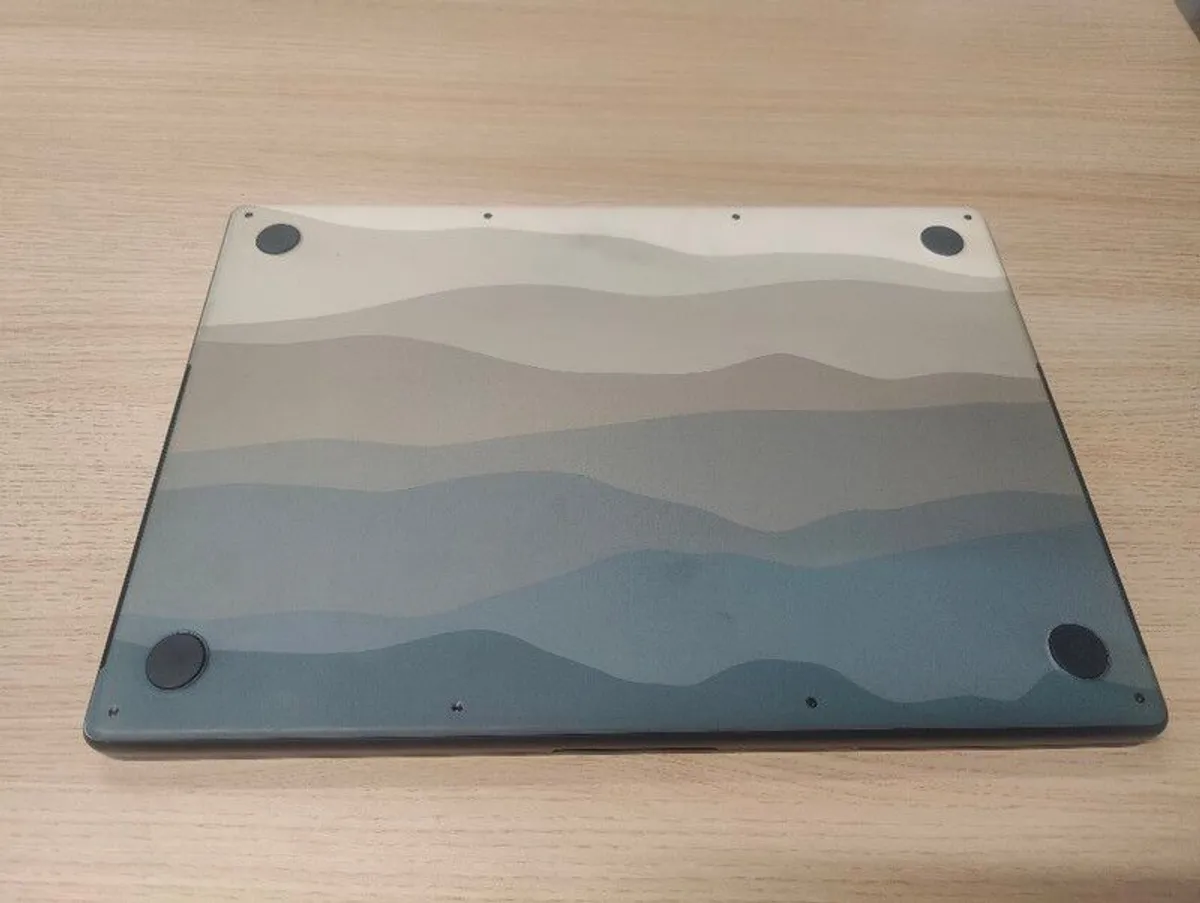 Macbook Pro 16" M4 Max 1Tb 36GB Space Black 2025 - Image 3