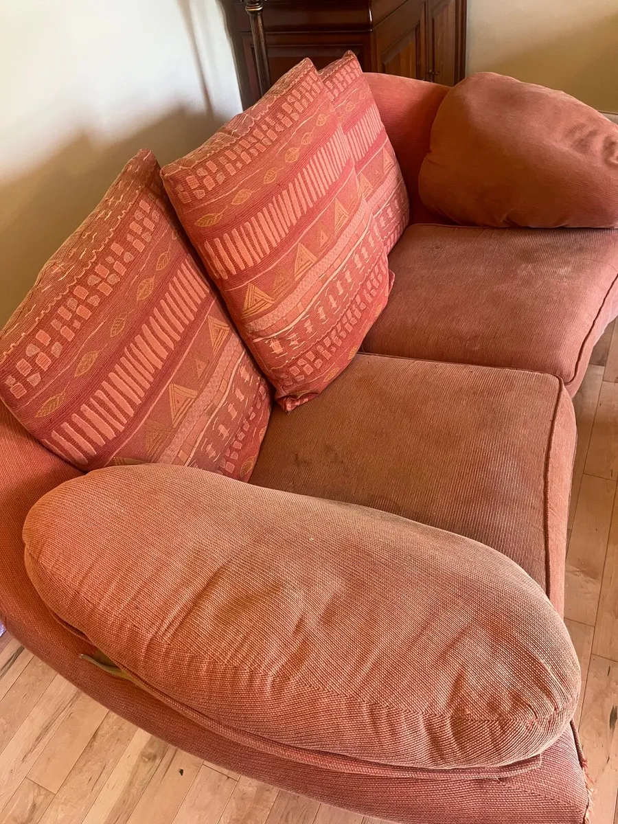 2  Couches - Image 4