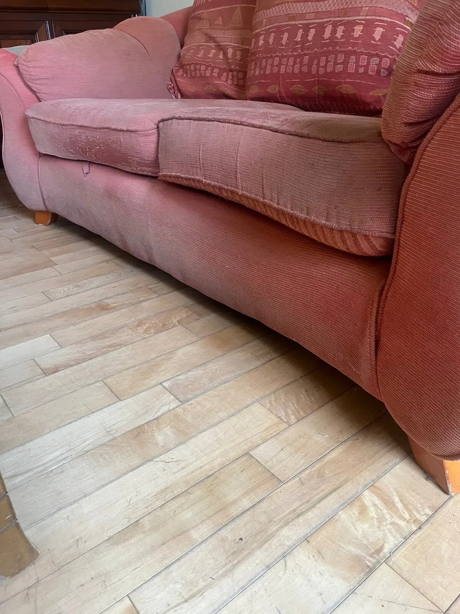 2  Couches - Image 1