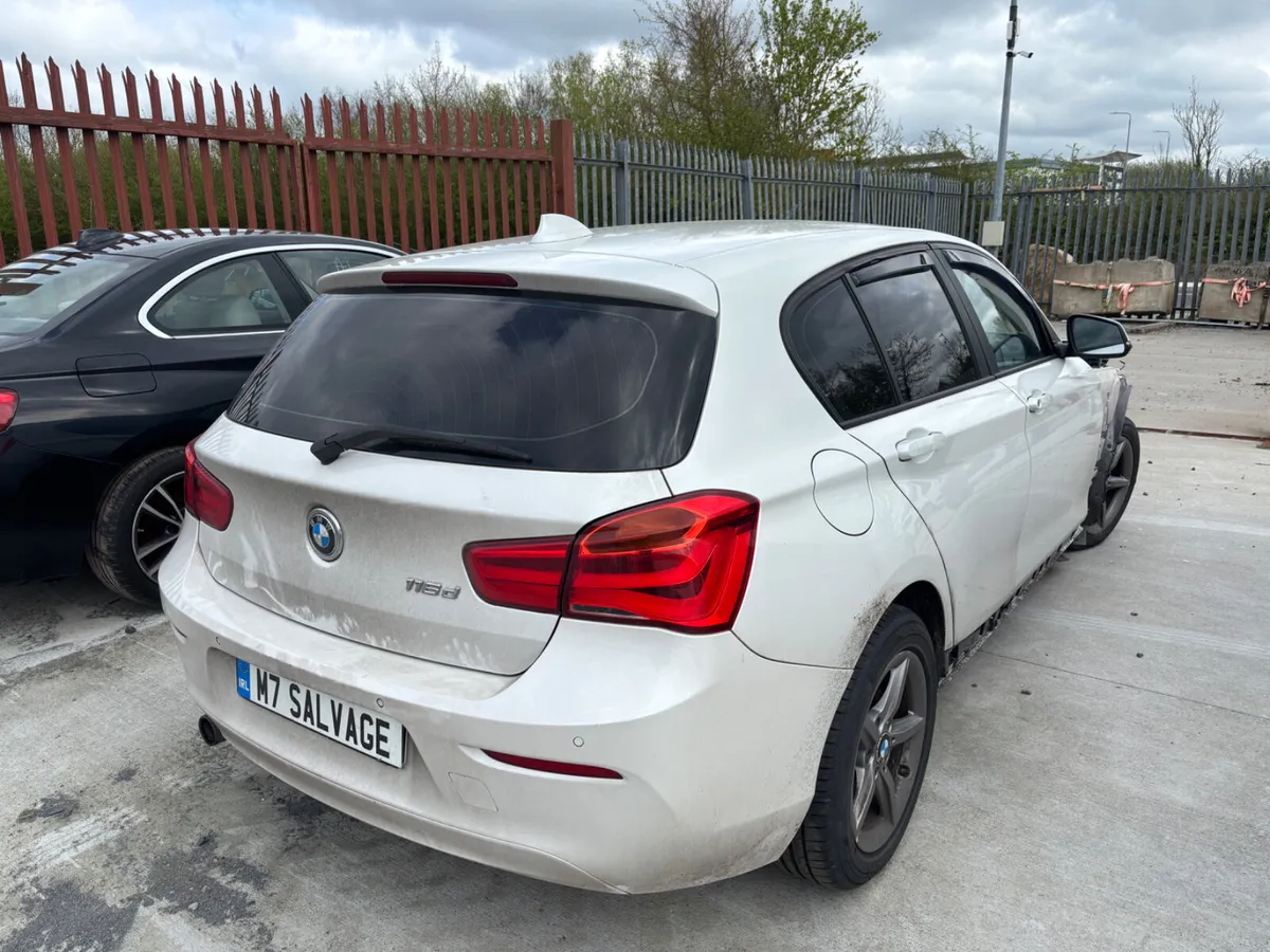 16 BMW 116d 1.5 Diesel 196km Manual Starting - Image 3