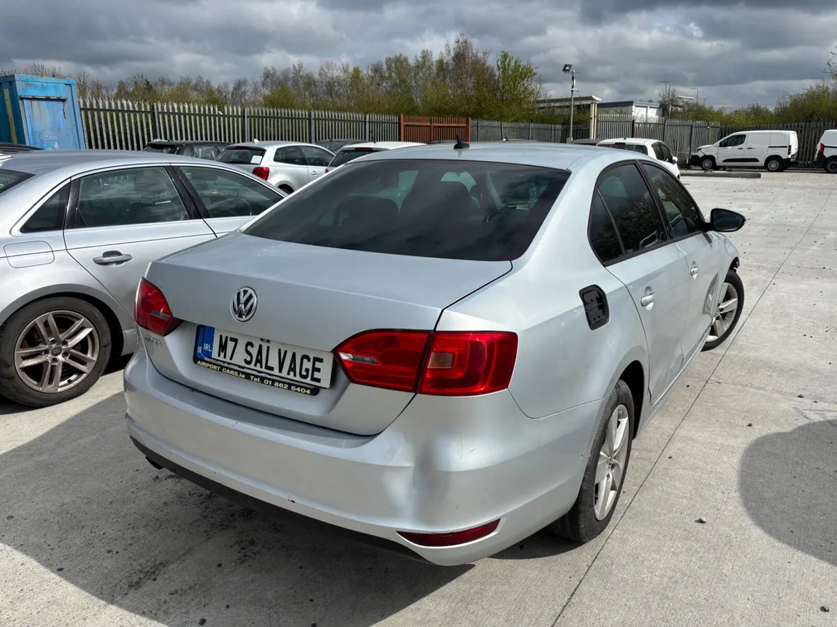14 Jetta 1.2 Tsi Manual 210km Drives - Image 3