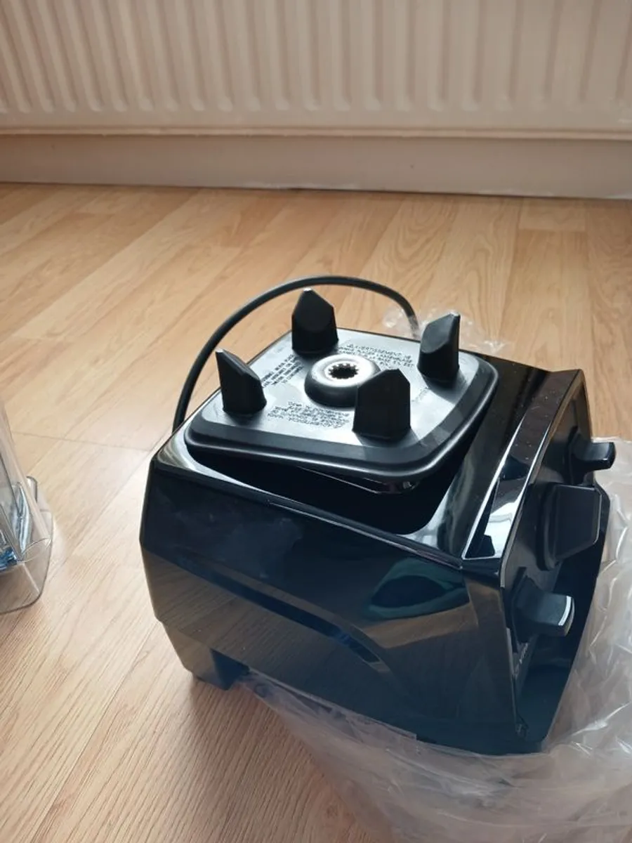 Vitamix e310 new unused PRICE DROP sold by 10/04/26 or withdrawn - Image 3