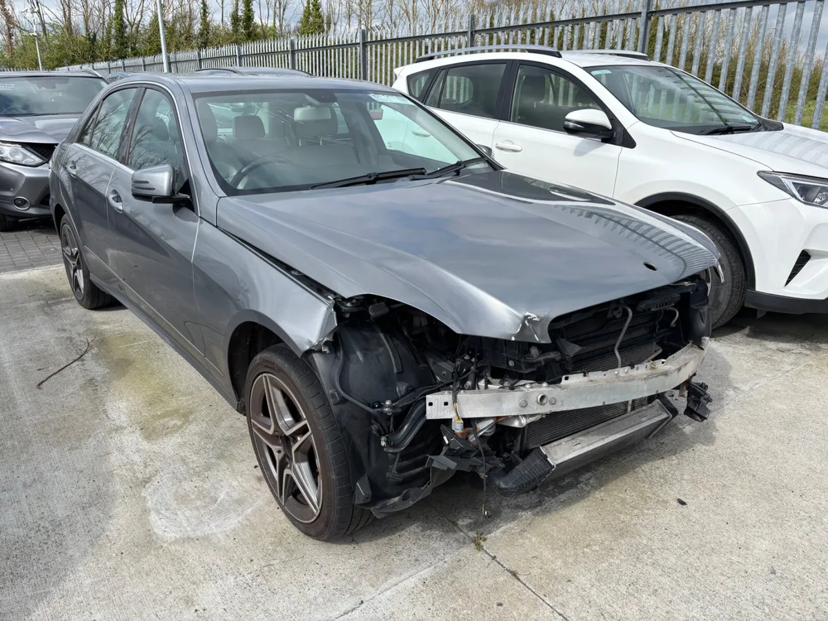 13 E200cdi 2.1 Diesel Auto 260km Drives - Image 2