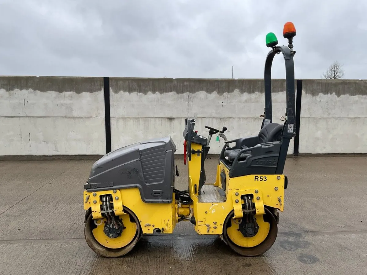 BOMAG BW80AD-5 DIESEL DOUBLE DRUM RIDE ON ROLLER - Image 3