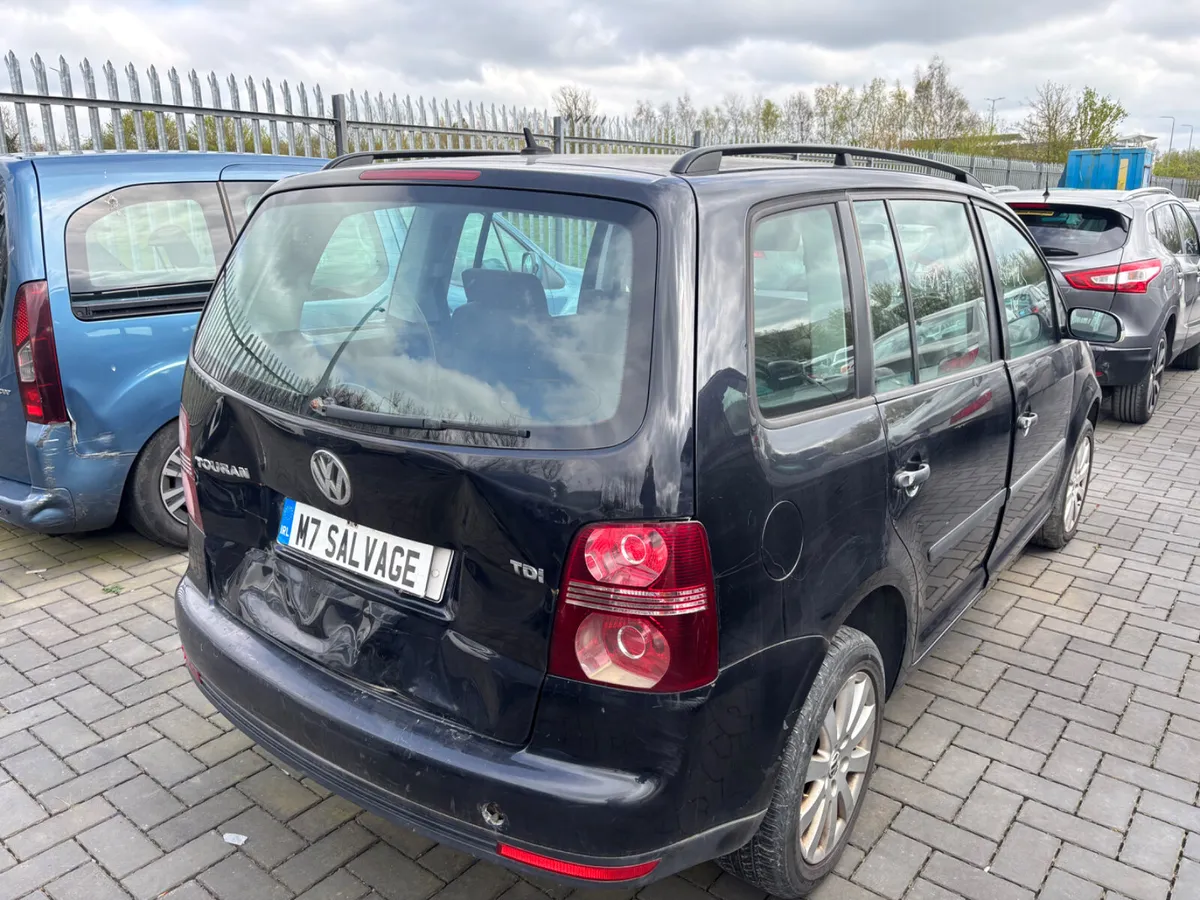 09 Touran Tdi 1.9 7 seats 165k miles - Image 3