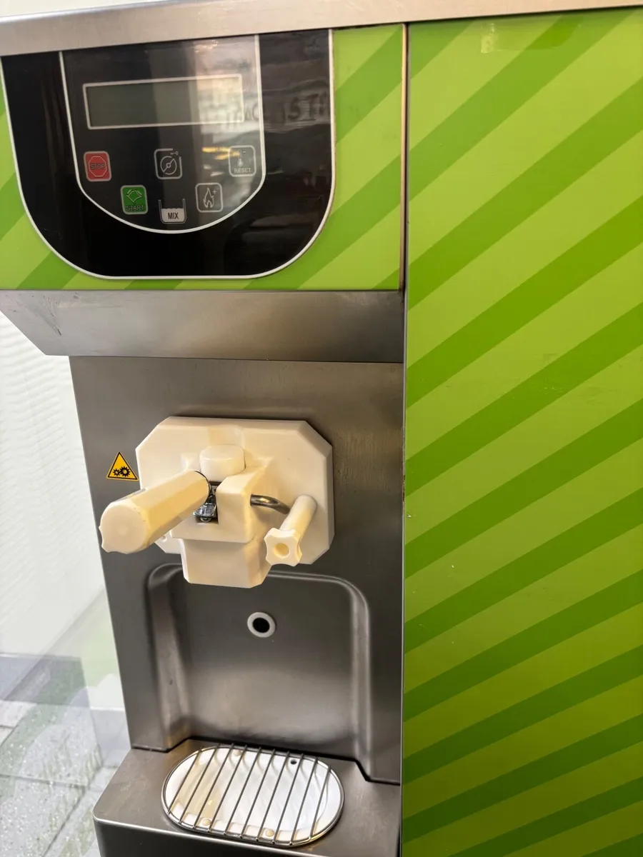 Ice cream machine - Image 3