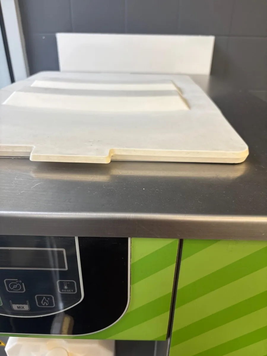 Ice cream machine - Image 2