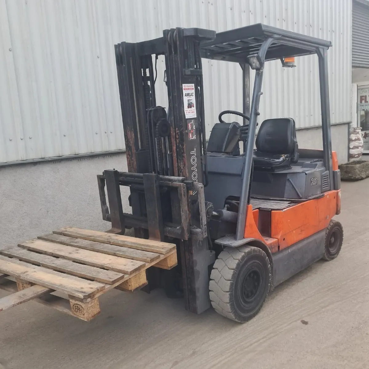 forklift TOYOTA AMLAC - Image 3