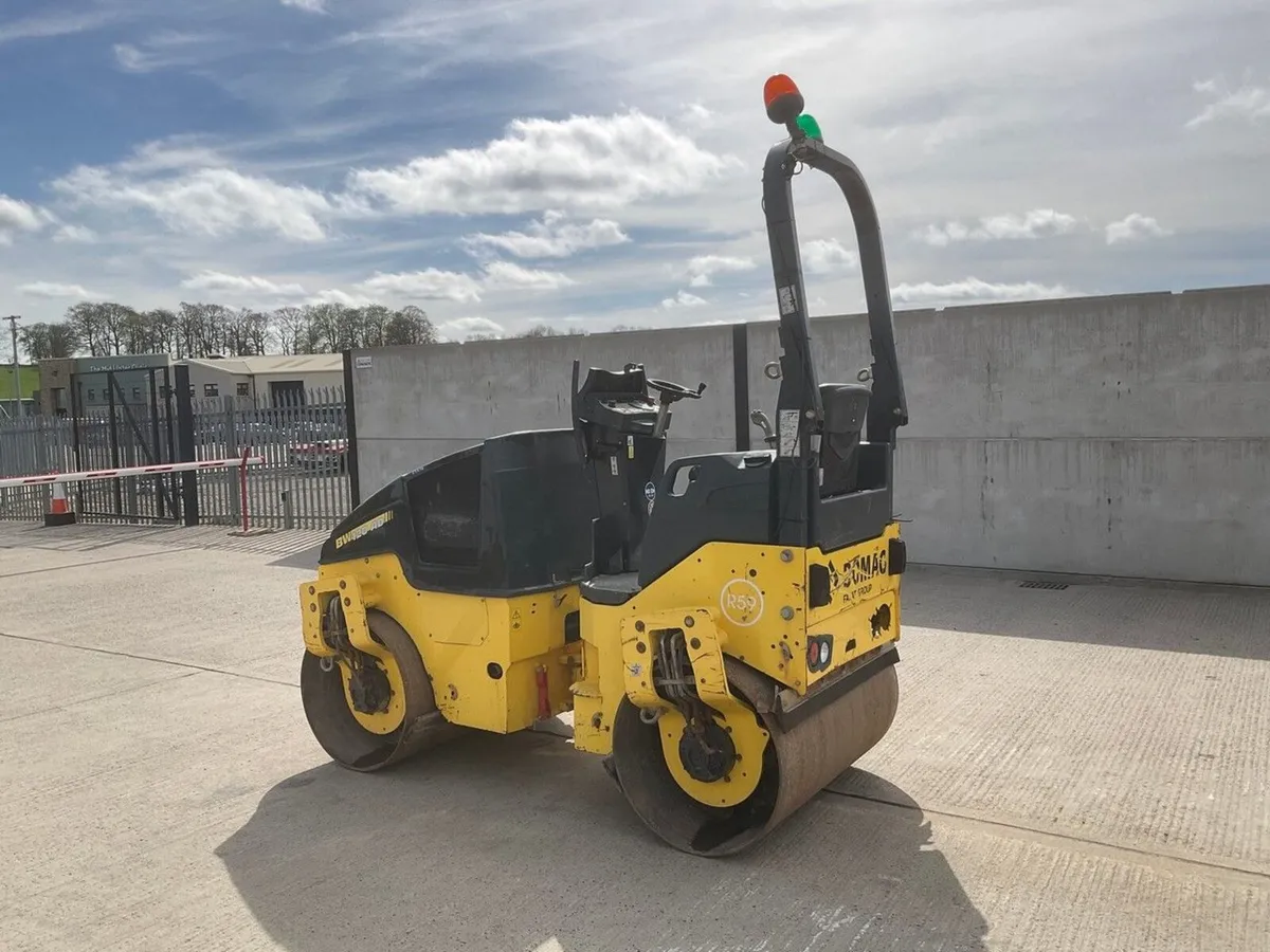 BOMAG BW 120AD-5 DOUBLE DRUM RIDE ON ROLLER - Image 4