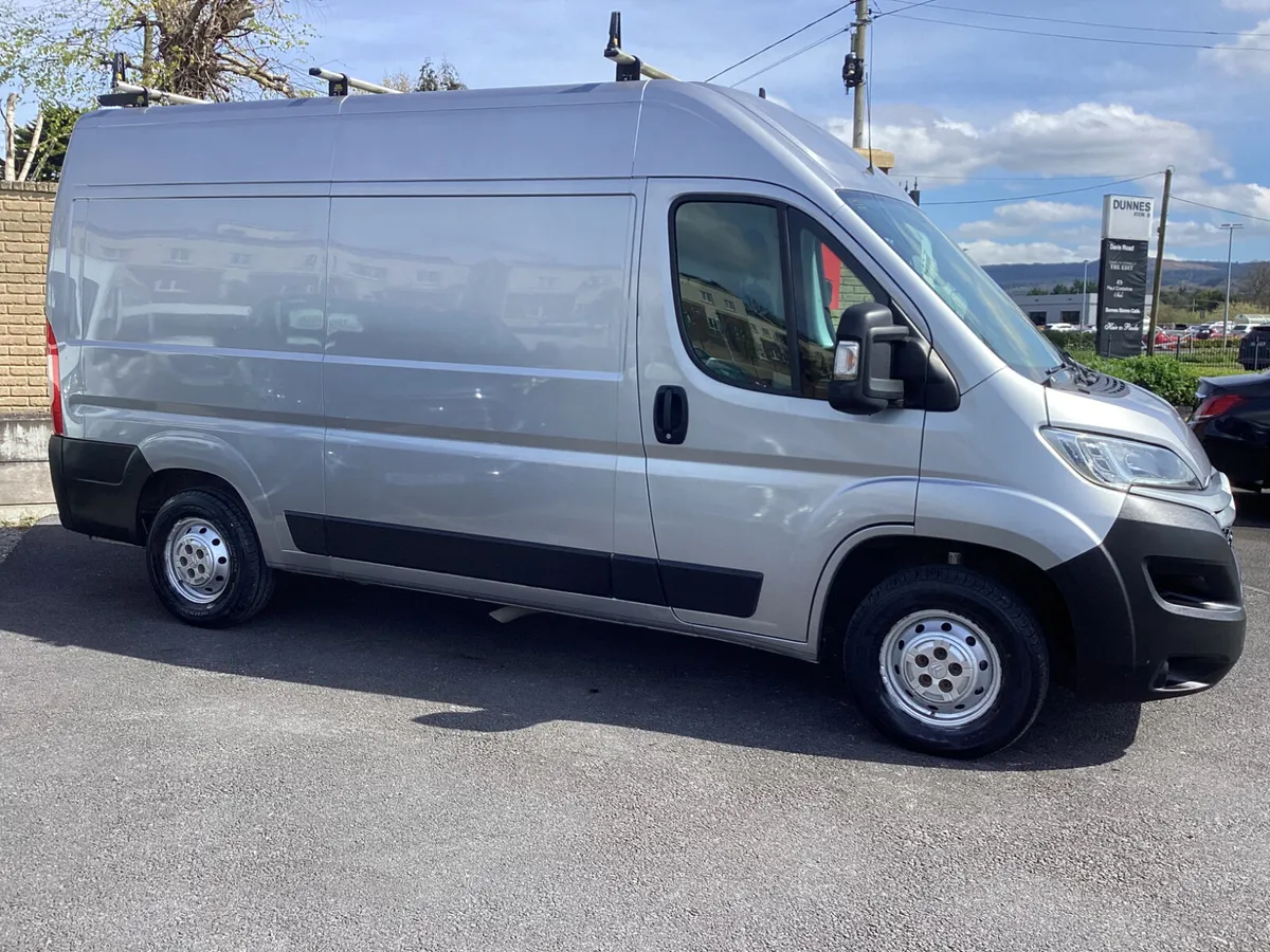 Citroen Relay ** SAT NAV  * DOE 04/27 - Image 3