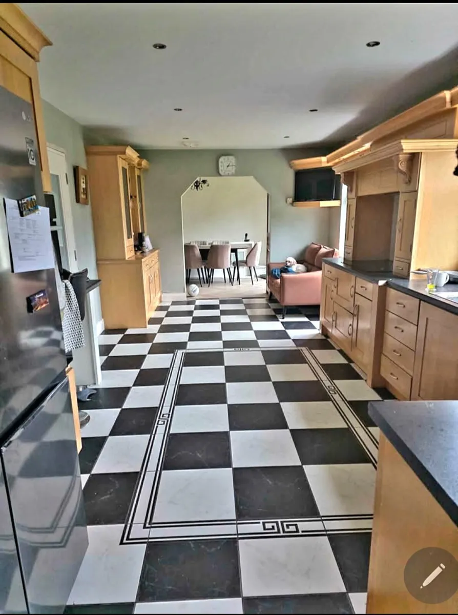 Maple Shaker Kitchen - Image 2