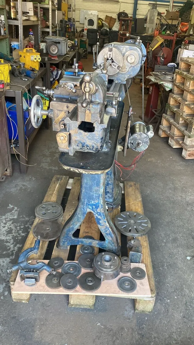 240v SINGLE PHASE lathe British brand tooling - Image 4