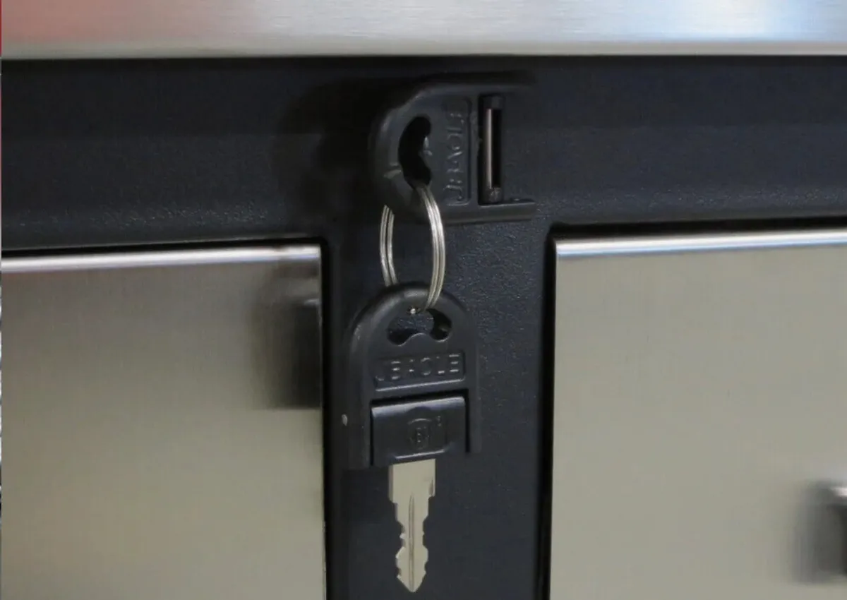 New 10ft Work Bench **Online Auction** - Image 4