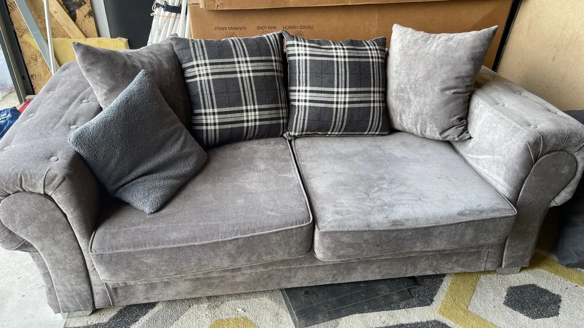 Verona 2 seater sofa - Image 3