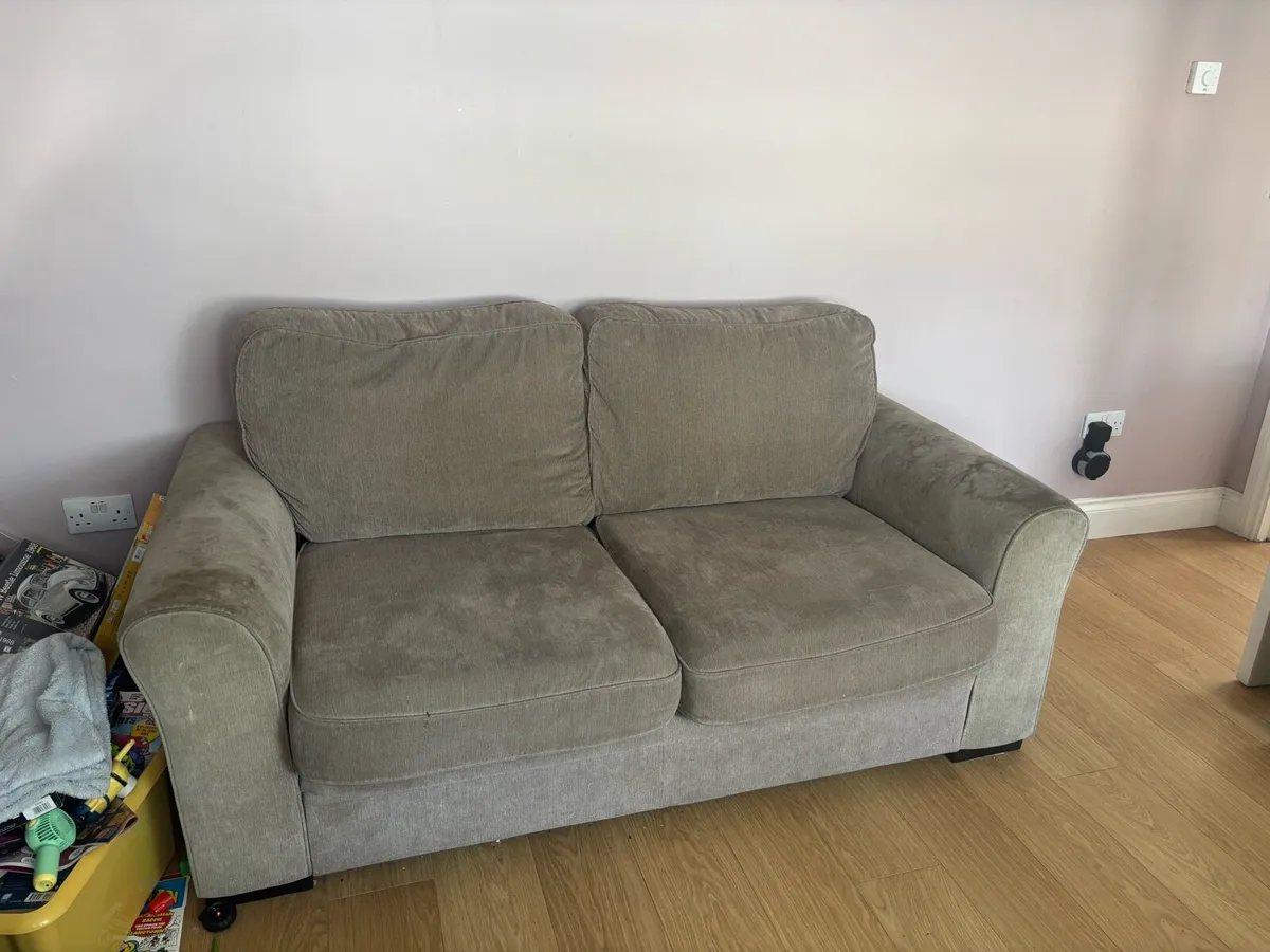 2 or 3 seater sofa - Image 2