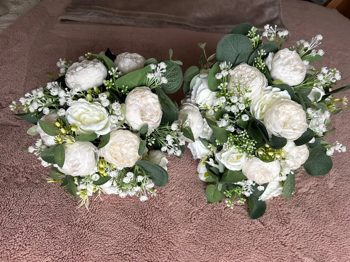 Wedding bouquets - Image 1