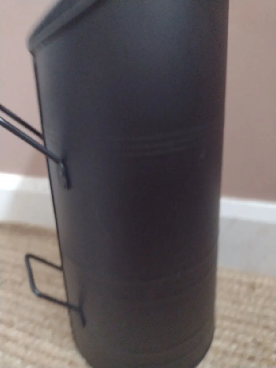 Spark guard & coal storage scuttle - Image 2