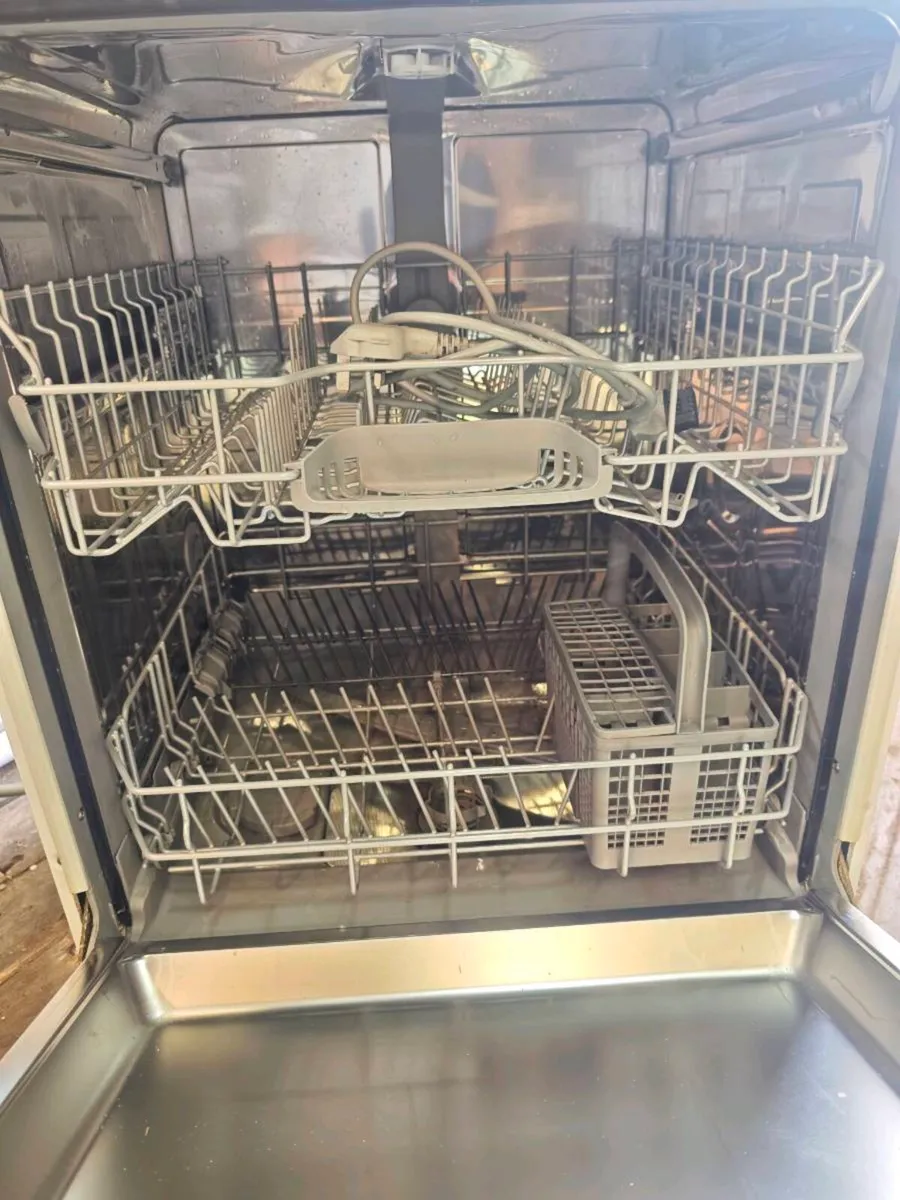 Bosch dishwasher - Image 4