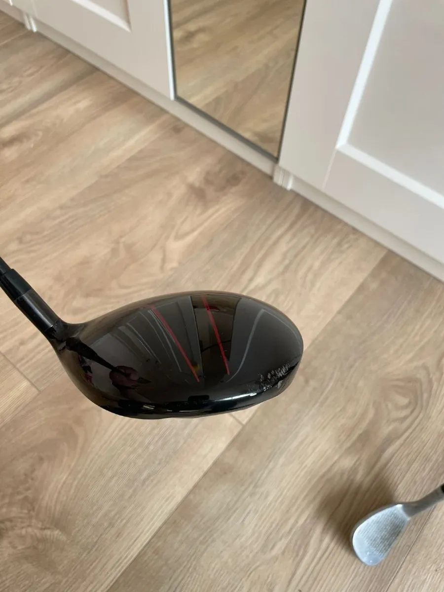 Callaway RAZR X Black Ti Driver (Right-handed) - Image 2