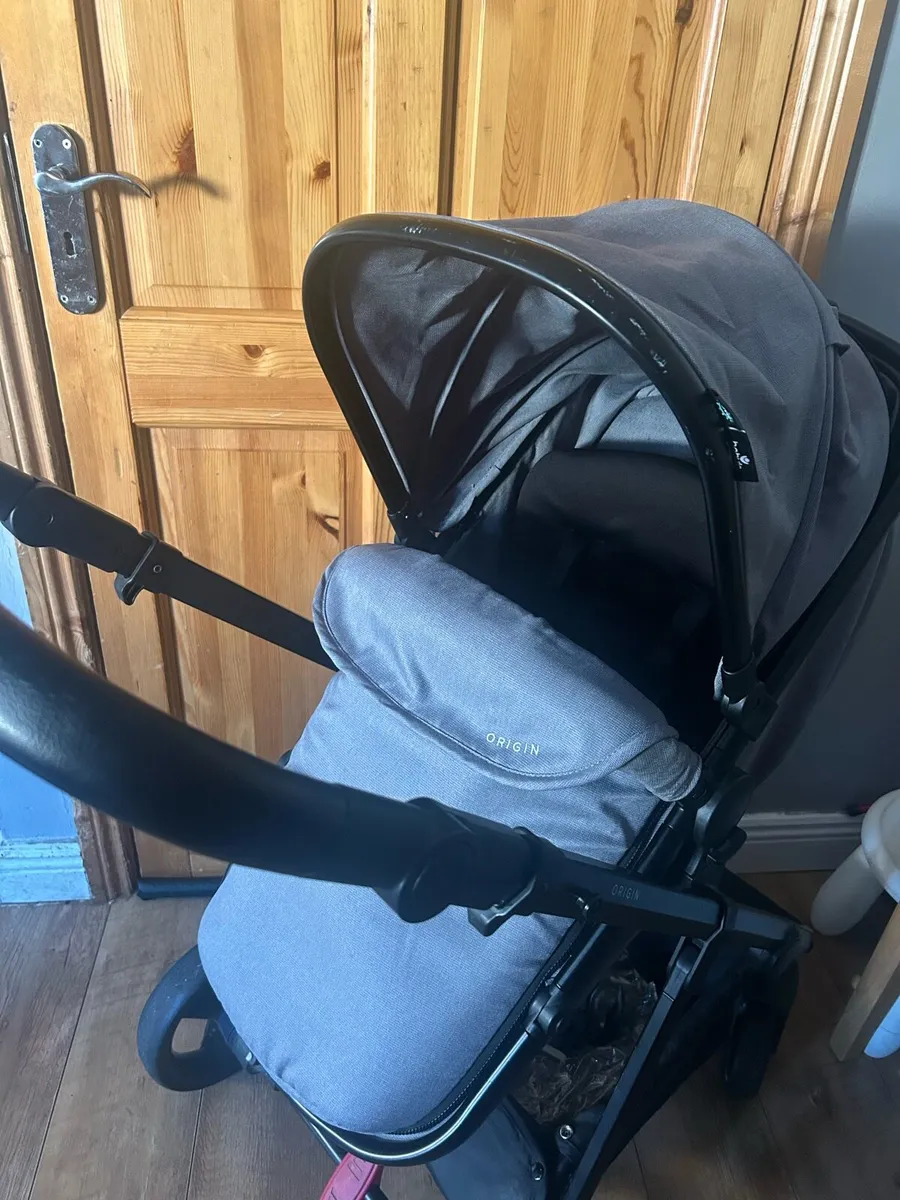 2 in 1 pram - Image 2