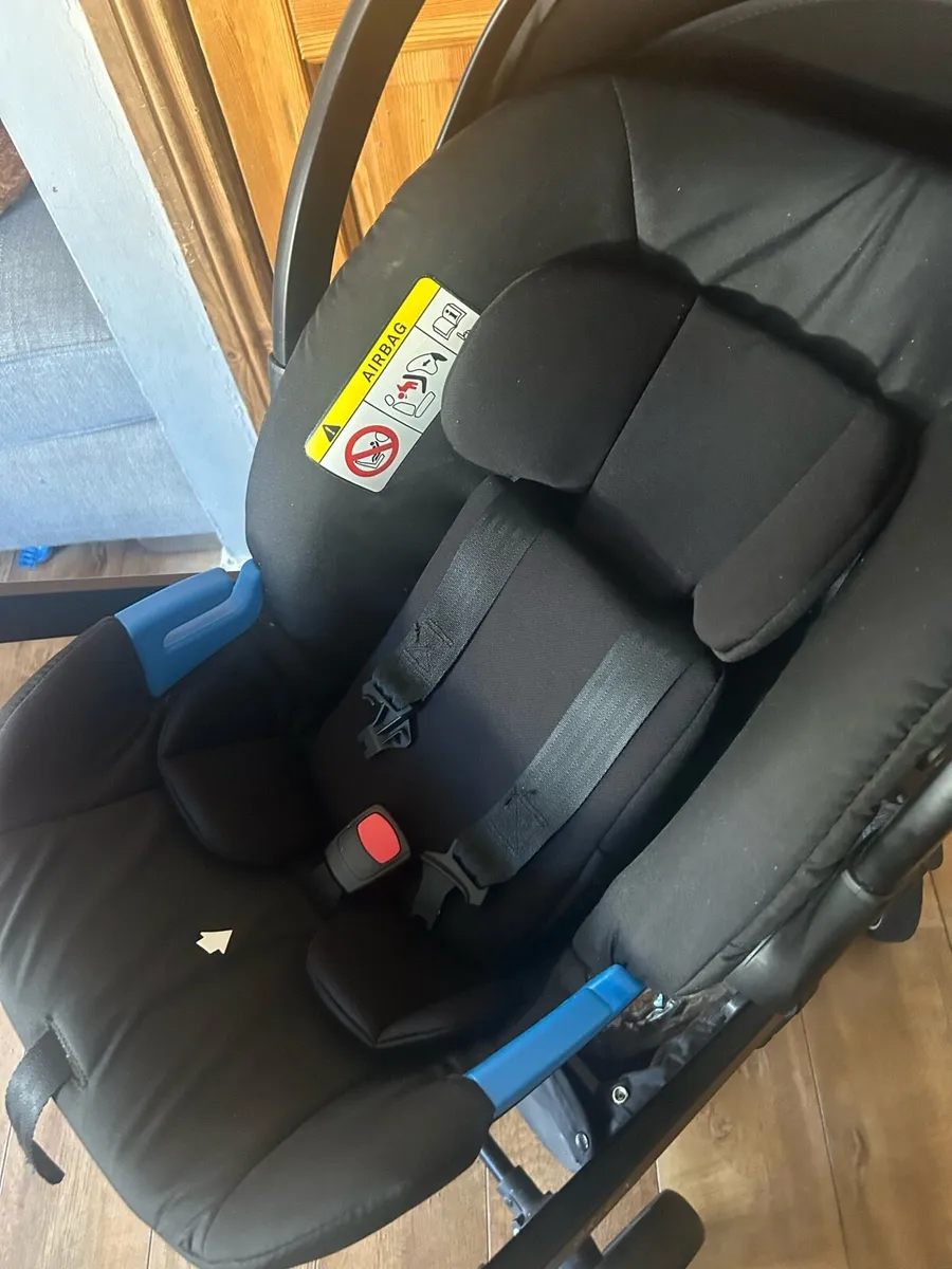 2 in 1 pram - Image 4