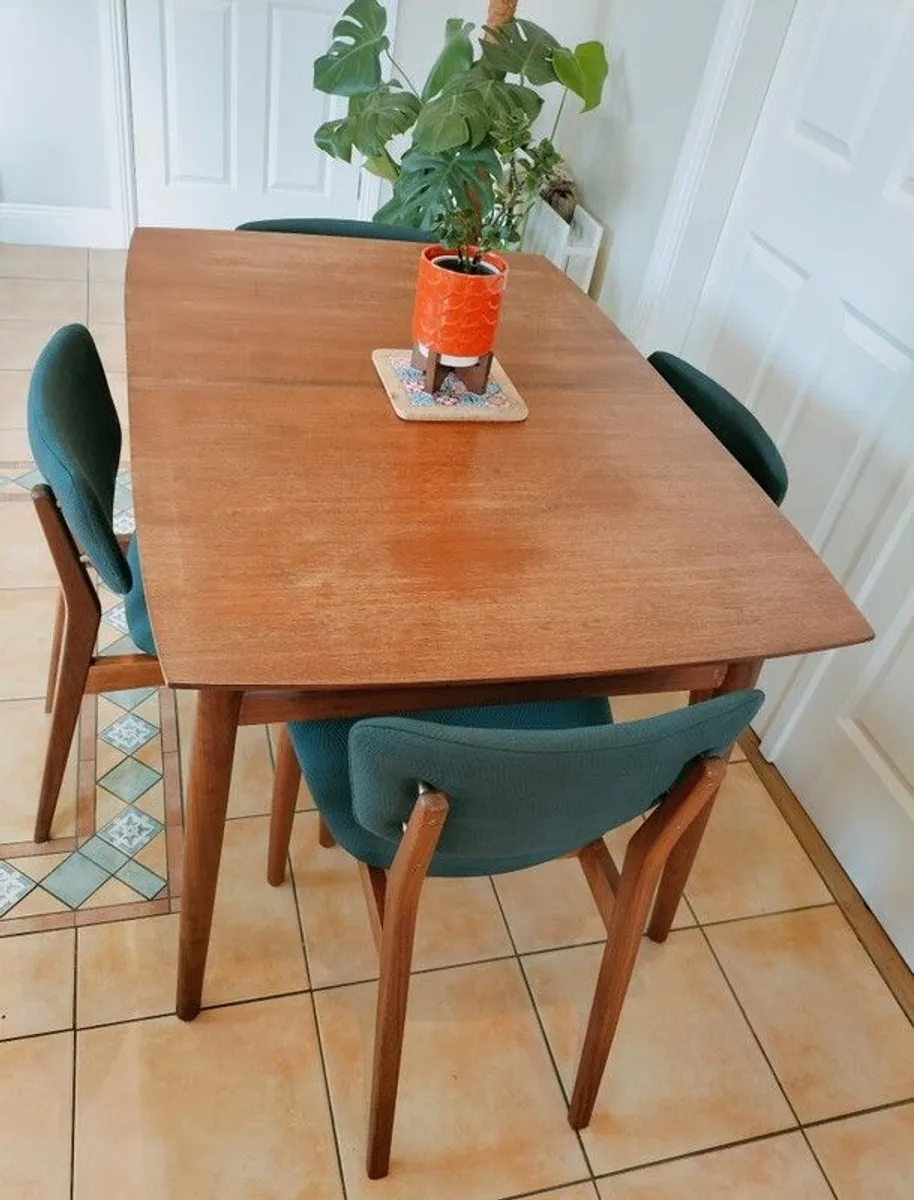 Mid Century Vintage Dalescraft Dining Set - Image 4