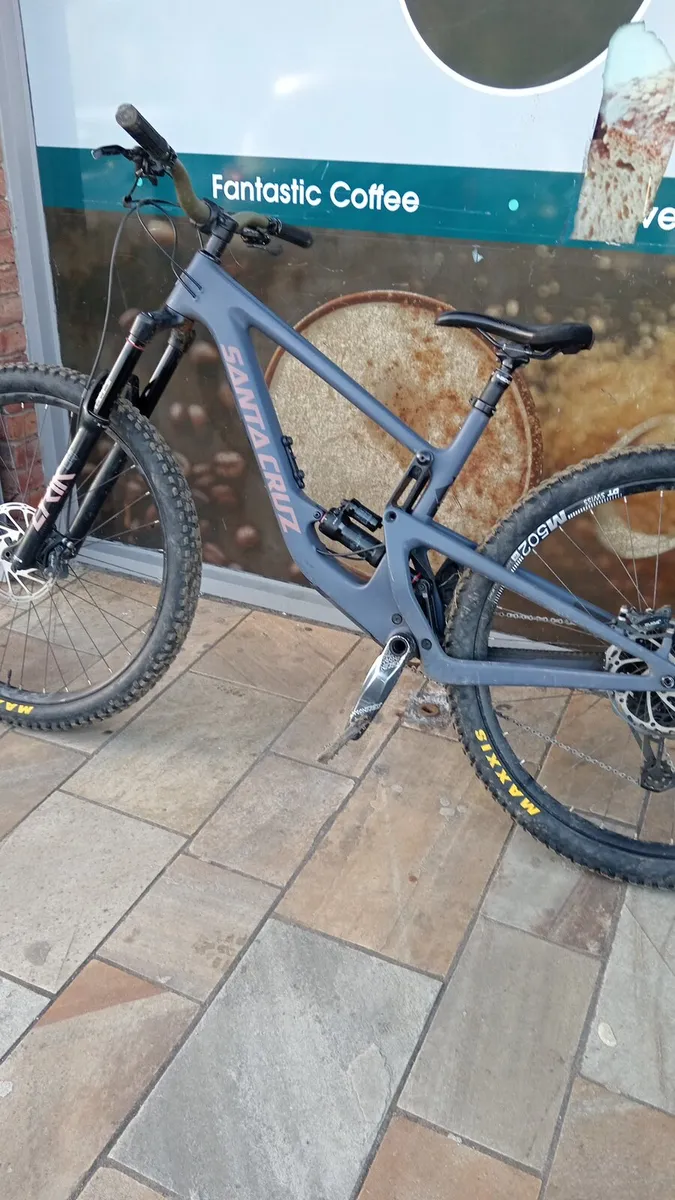 Santa cruz megatower - Image 2