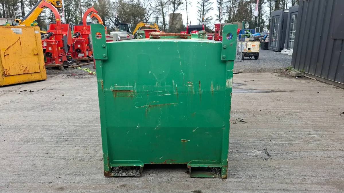 Western 2000L Diesel Bowser - Image 4