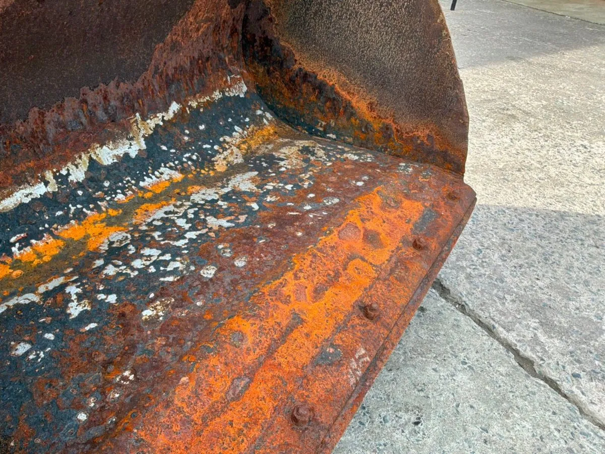 MANITOU LOADER BUCKET. - Image 3