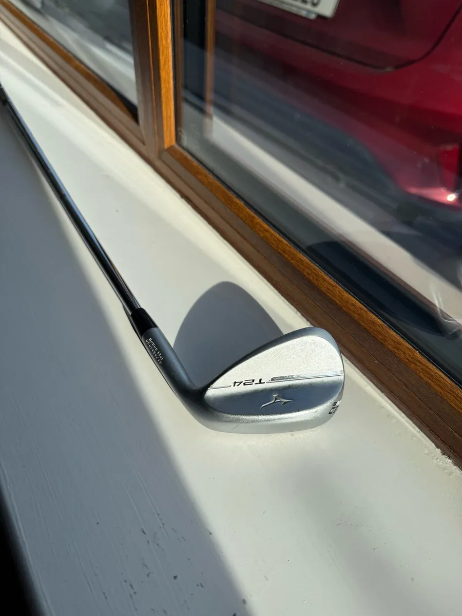 Mizuno T24 - Image 1