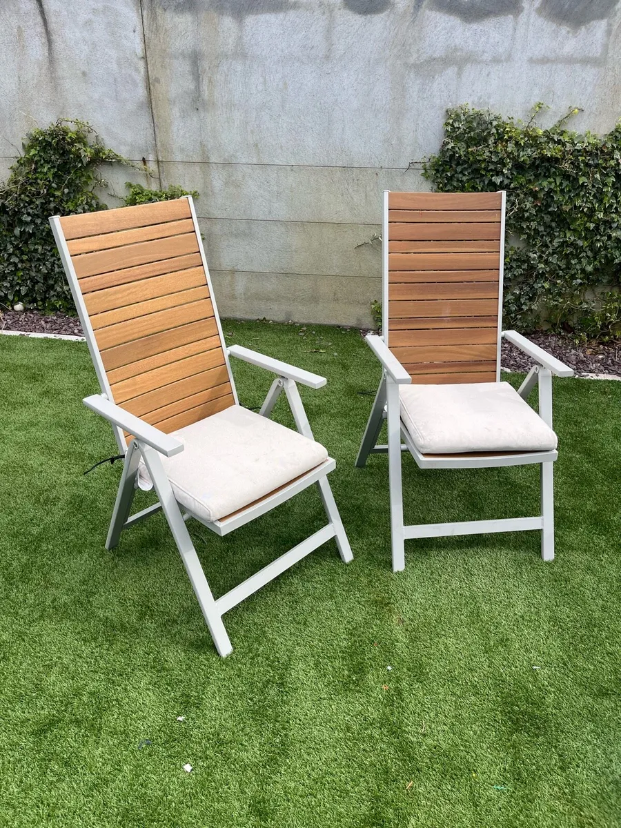 Deck chairs - Image 1