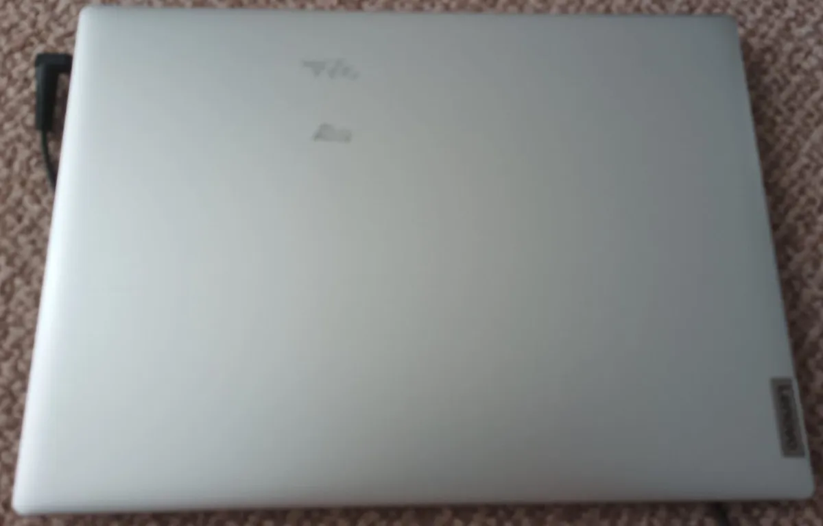 Laptop Lenovo 81VU - Very Good Condition - Image 2
