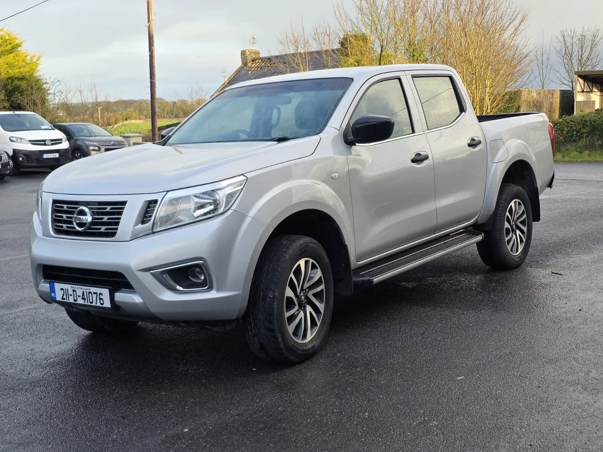 2021 Nissan Navara - Image 1