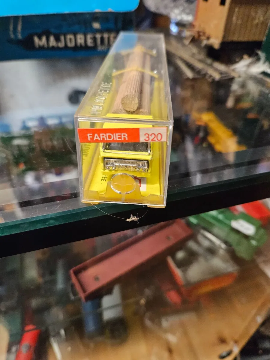 Corgi Majorette Forestry Log Truck - Image 2