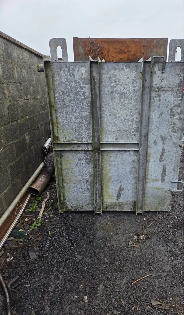 Galvanised Water Tank - Image 3