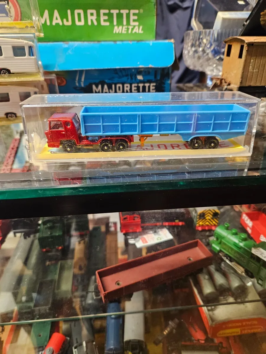 Corgi Majorette Truck and tipping Trailer - Image 1