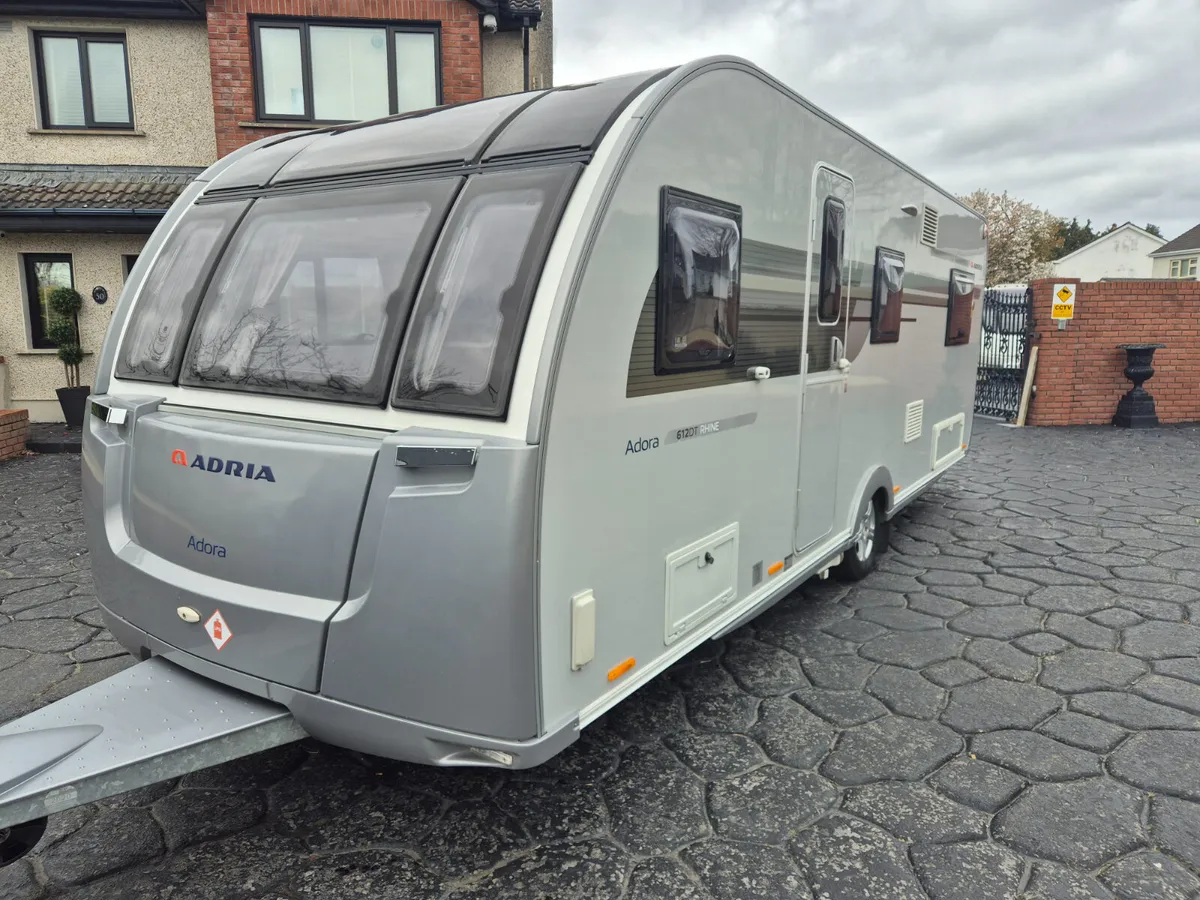 2018    6 Berth  With Fixed  Bed - Image 1