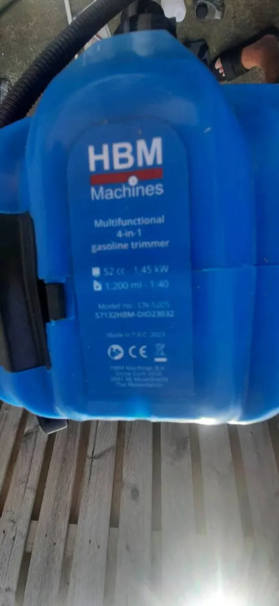 Petrol strimmer - Image 3