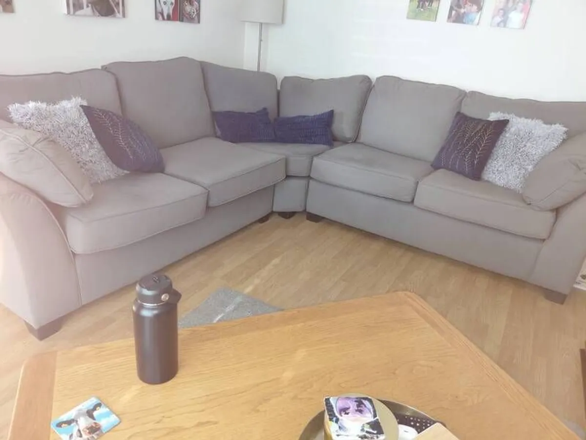 L Corner Sofa - Image 2