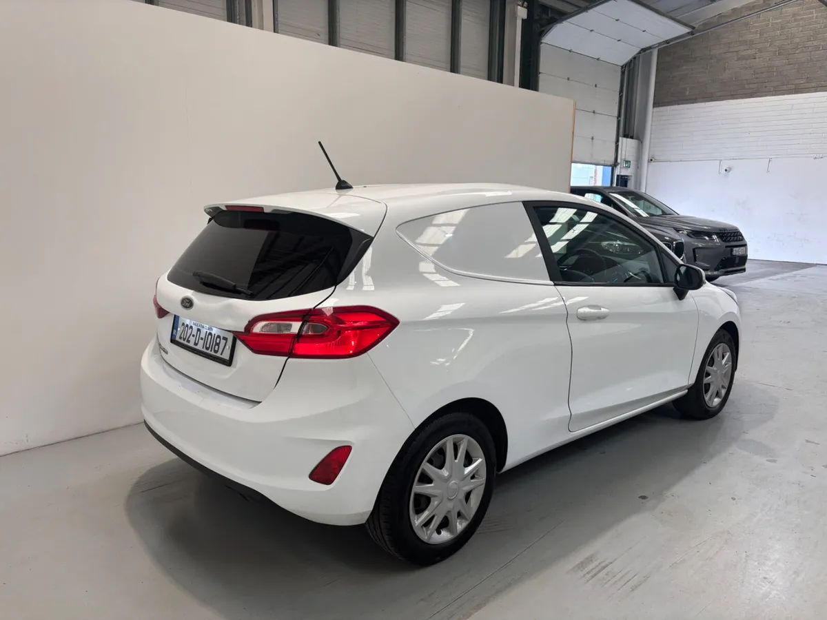 Ford Fiesta Van 85hp - Image 3