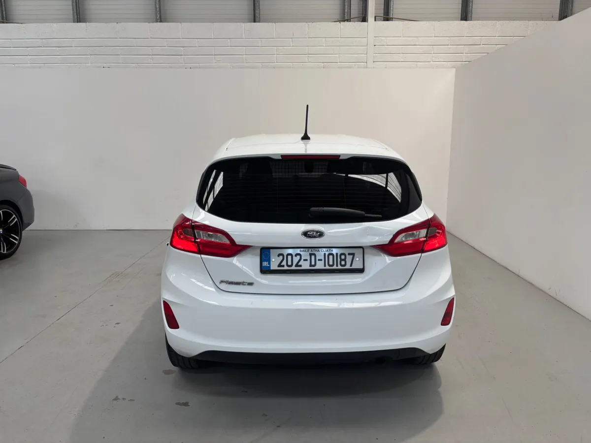 Ford Fiesta Van 85hp - Image 4