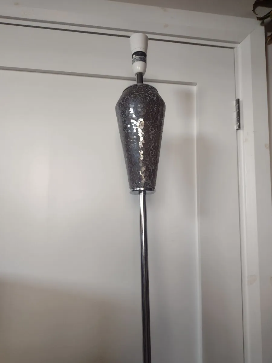 Chrome floor lamp with large mauve shade - Image 2