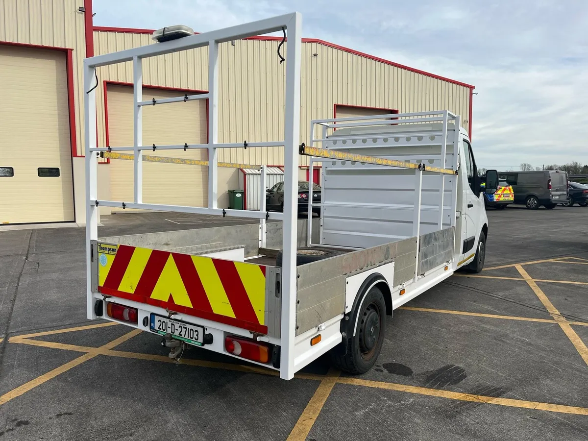 Renault Master Traffic management - Image 3