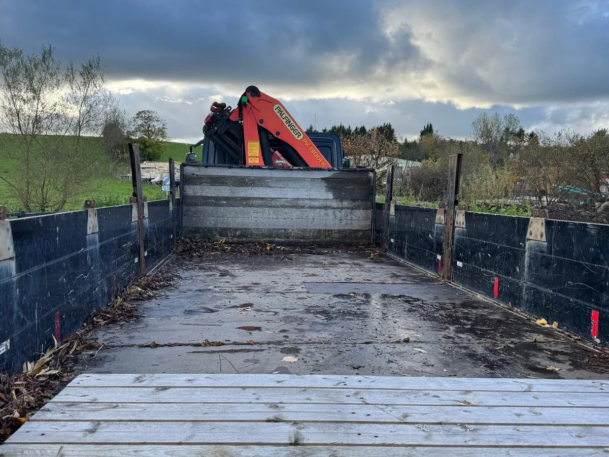 2014 DAF CF Euro 6, 330HP 6x2. Ref No: 2602 - Image 3