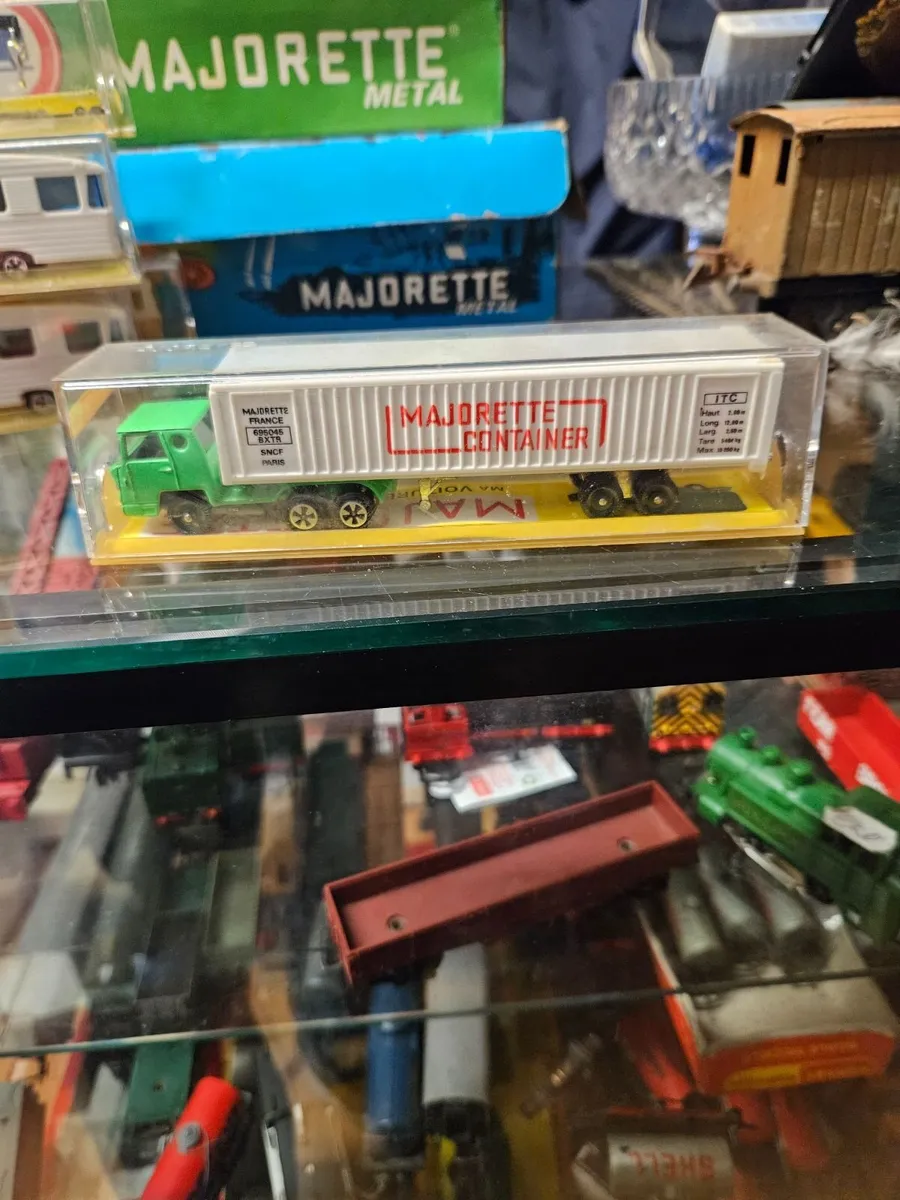 Corgi Majorette Container Truck - Image 1