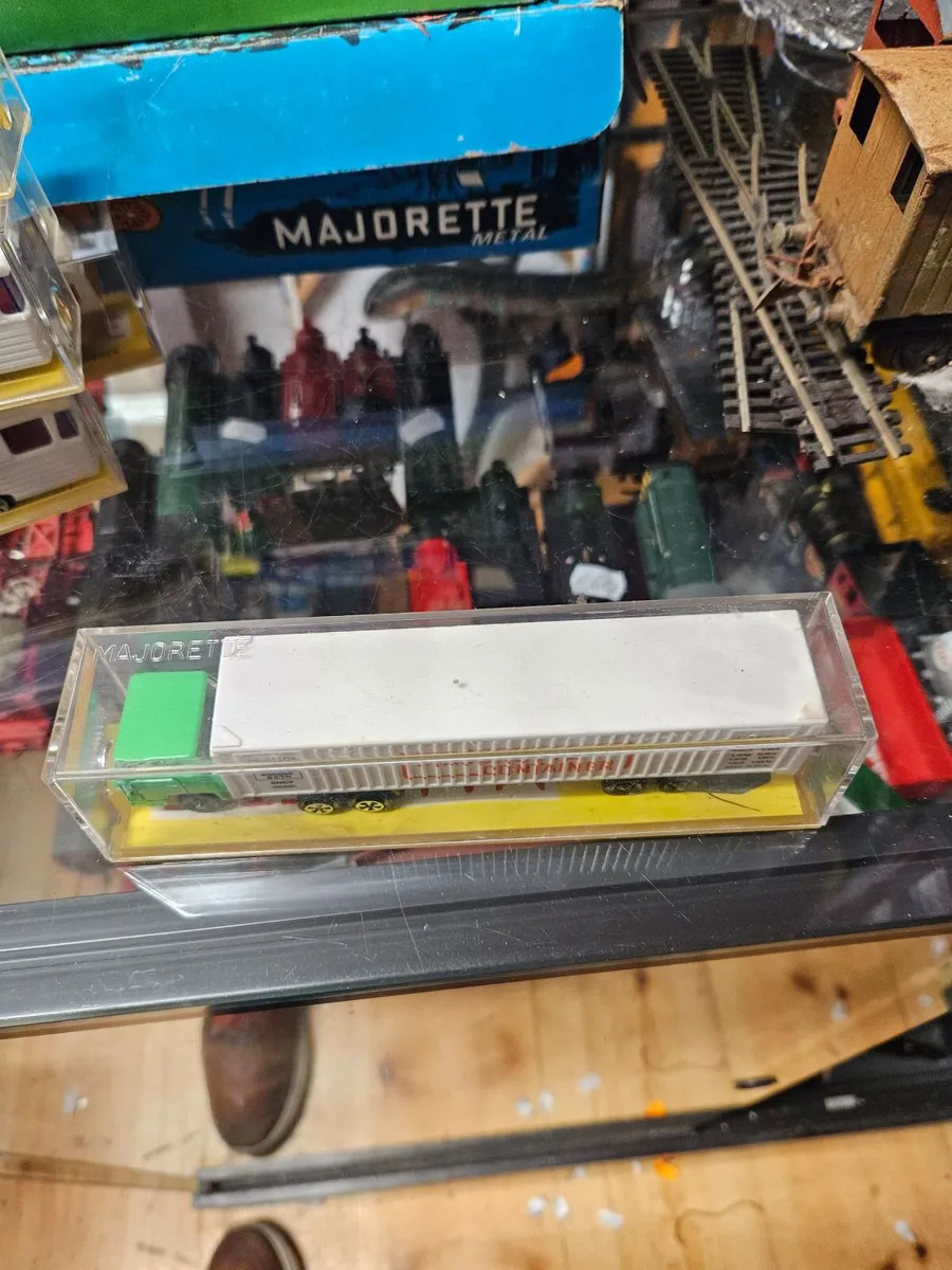 Corgi Majorette Container Truck - Image 2