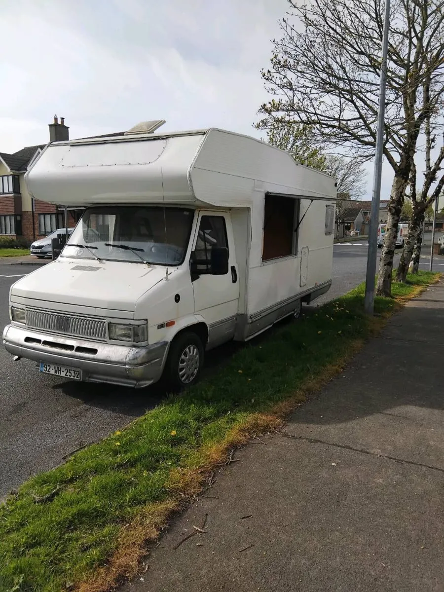 Food truck - Image 2