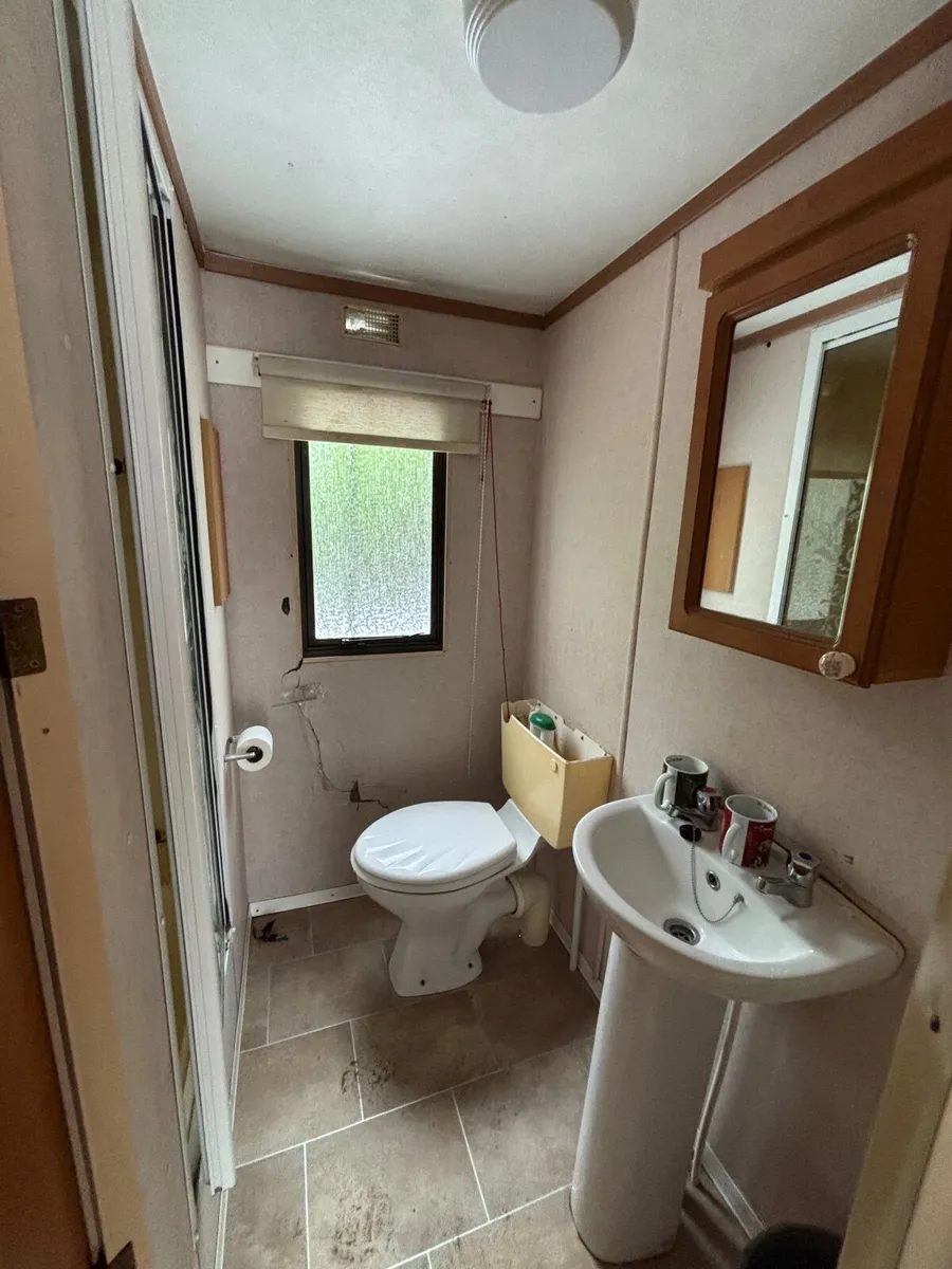 Mobile Home - Image 4