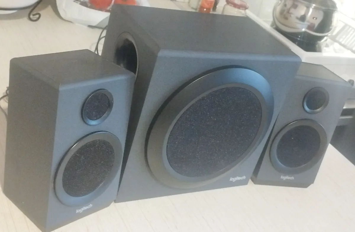 Logitech Speakers - Image 4