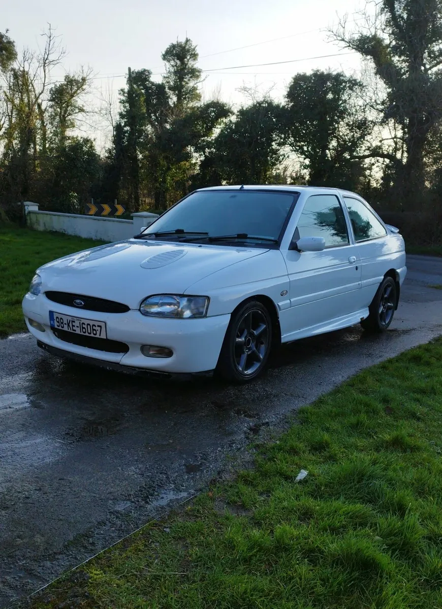 Ford Escort 1.8 GTI - Image 2